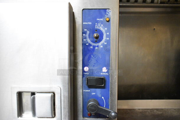 Cleveland Gemini 10 Stainless Steel Commercial Floor Style 2 Deck Steam Cabinet. This Unit Was In Working Condition When the Restaurant Closed. (kitchen) - Image 4 of 8