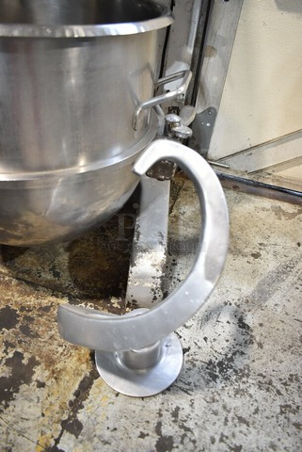 Spar SP-60PZ Metal Commercial Floor Style 60 Quart Planetary Dough Mixer w/ Metal Mixing Bowl and Dough Hook Attachment. 208 Volts. - Image 2 of 7