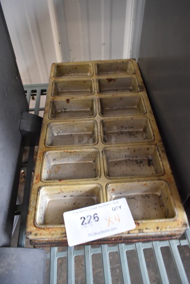 4 Metal 12 Cup Baking Pans. 4 Times Your Bid! - Image 1 of 1