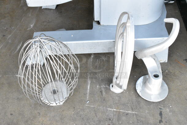 Hobart H-600T Metal Commercial Floor Style 60 Quart Planetary Dough Mixer w/ 2 Stainless Steel Mixing Bowl, Bowl Guard, Bowl Dolly, Whisk, Paddle and Dough Hook Attachments. 200 Volts, 3 Phase. - Image 5 of 6