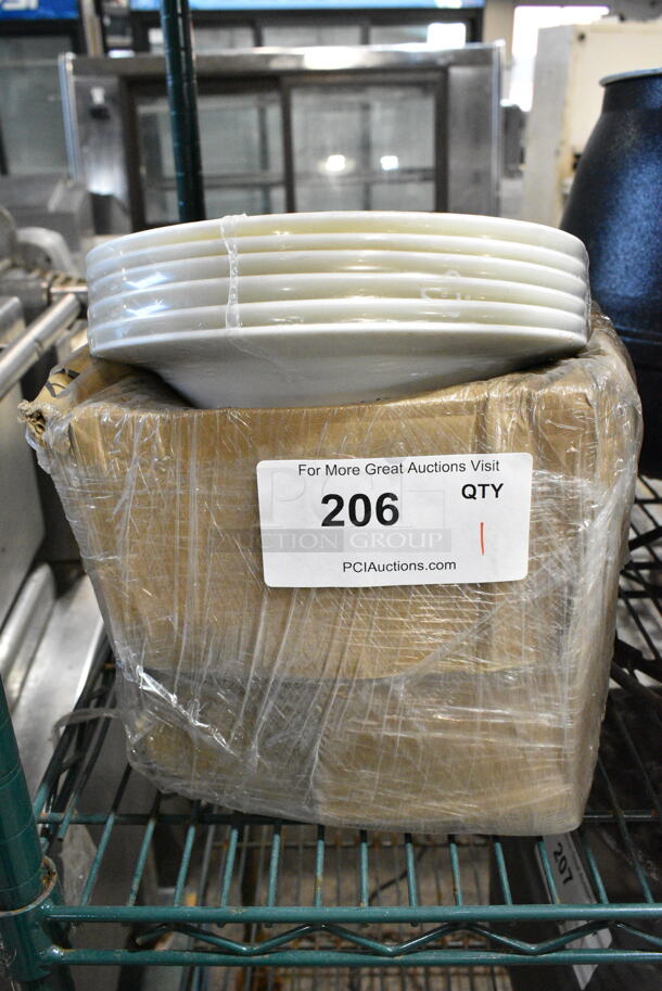 Box of 6 BRAND NEW! Arcoroc White Ceramic Plates - Image 1 of 5