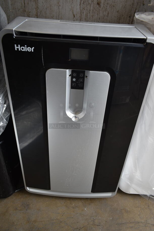 BRAND NEW SCRATCH AND DENT! Haier HPN12XHM 12,000 BTU Portable Air Conditioner Heater Dehumidifier. 115 Volts, 1 Phase. Tested and Working! - Image 4 of 7
