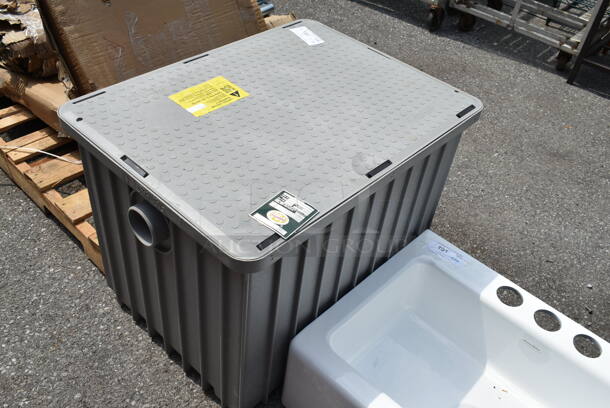 BRAND NEW SCRATCH AND DENT! Endura 3950A03 100 lb. 50 GPM Grease Trap with 3" Hub - Image 3 of 4