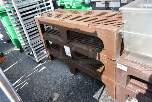 3 Cambro Brown Poly Dunnage Racks. 3 Timer Your Bid! - Image 1 of 3
