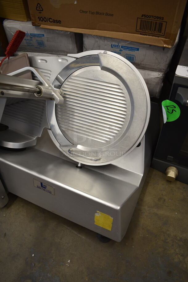 Bizerba SE 12 US Stainless Steel Commercial Countertop Meat Slicer. 120 Volts, 1 Phase. Tested and Working! - Image 2 of 8