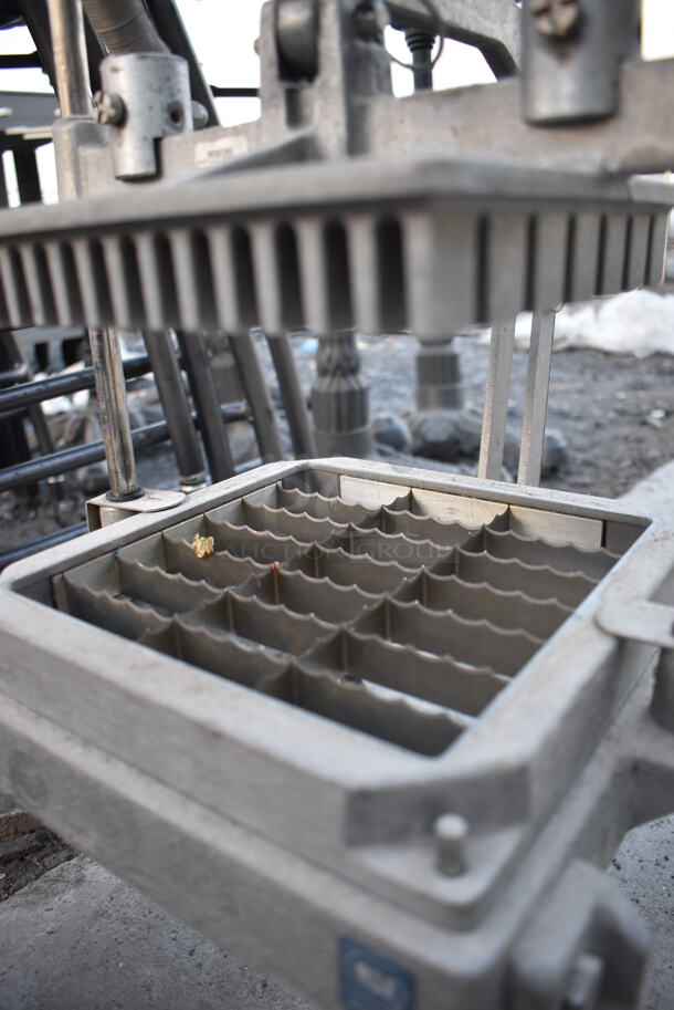 Nemco Metal Countertop Lettuce Head Cutter. 13x19x26 - Image 3 of 3