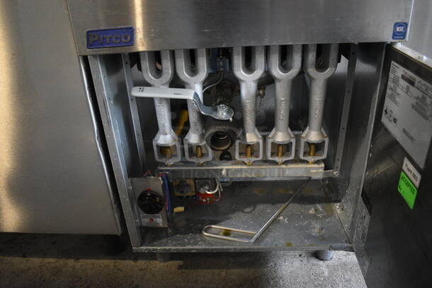 2019 Pitco Frialator 65C Stainless Steel Commercial Floor Style Natural Gas Powered Deep Fat Fryer w/ 2 Metal Fry Baskets. 150,000 BTU. 20x35x48 - Image 4 of 8