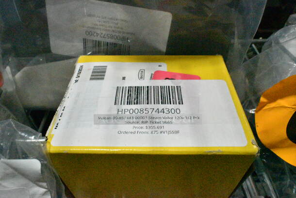 4 BRAND NEW SCRATCH AND DENT! Items Including HP0049726900 Vulcan 00-497269-00001 Gas Valve Ng 24v, HP0085585600 Vulcan 00-855856-00001 Water Level Probe, HP0085744300 Vulcan 00-857443-00001 Steam Valve 120v 1/2 Prk, HP0085724200 Vulcan 00-857242-00001 Condensate Box. 4 Times Your Bid!  - Image 5 of 6