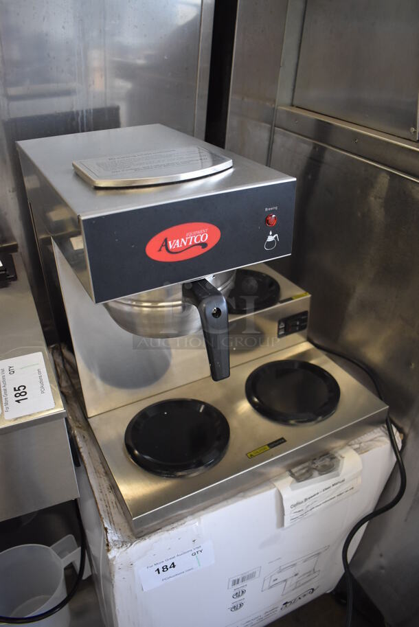 IN ORIGINAL BOX! Avantco C30 Stainless Steel Commercial Countertop 3 Burner Coffee Maker w/ Poly Brew Basket. Used a Few Times at Trade Show. 120 Volts, 1 Phase. 16.5x14.5x16.5. Tested and Working! - Image 3 of 7