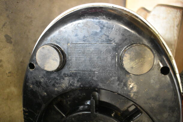 2 Items; Cuisinart Food Processor Base and Vita-Mix VMC197 Blender Base. 2 Times Your Bid!  - Image 7 of 7