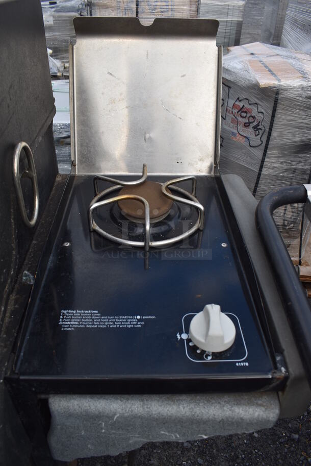 Weber Summit Gold Metal Outdoor Propane Gas Powered Grill w/ Right Side Single Burner Range. 68x26x46 - Image 6 of 9