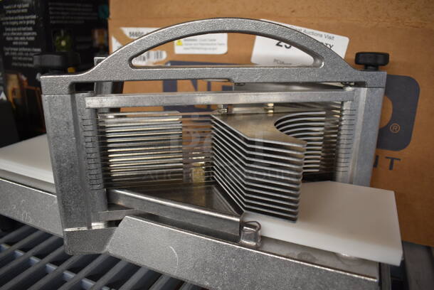 BRAND NEW IN BOX! Nemco 56600-1 3/16" Metal Commercial Countertop Easy Tomato Slicer. 19x7x9.5 - Image 4 of 5