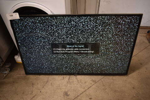 2017 Samsung UN48J5200AF 48" Television. 120 Volts, 1 Phase. Buyer Must Pick Up - We Will Not Ship This Item. Tested and Working!
