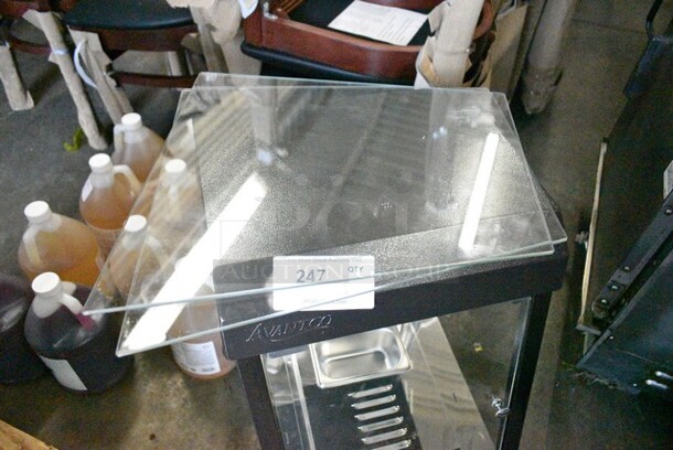 BRAND NEW SCRATCH AND DENT! 2023 Avantco 177HDC13 13" Self/Full Service 3 Shelf Countertop Heated Display Case with Hinged Doors. 120 Volts, 1 Phase. Tested and Working! - Image 5 of 12