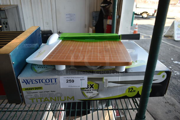 BRAND NEW SCRATCH AND DENT! Westcott 16717 CarboTitanium 12" Metal / Wood 30 Sheet Guillotine Paper Trimmer - Image 2 of 6