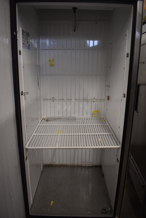 2013 True T-23F ENERGY STAR Stainless Steel Commercial Single Door Reach In Freezer w/ Poly Coated Racks on Commercial Casters. 115 Volts, 1 Phase. 27x30x83.5. Tested and Working! - Image 5 of 6