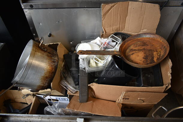 PALLET LOT OF Various Items Including Metal Skillets and Sauce Pans - Image 3 of 4