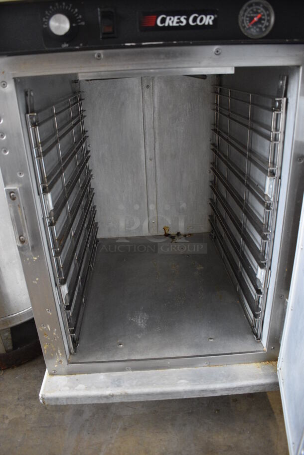 CresCor Model H339188C Metal Commercial Single Door Warming Cabinet on Commercial Casters. 120 Volts, 1 Phase. 23x30x37. Tested and Does Not Power On - Image 5 of 6