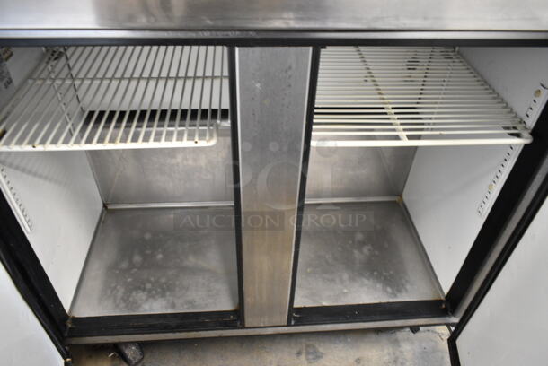 True TSSU-36-08 Stainless Steel Commercial Sandwich Salad Prep Table Bain Marie Mega Top on Commercial Casters. 115 Volts, 1 Phase. Tested and Working! - Image 3 of 5