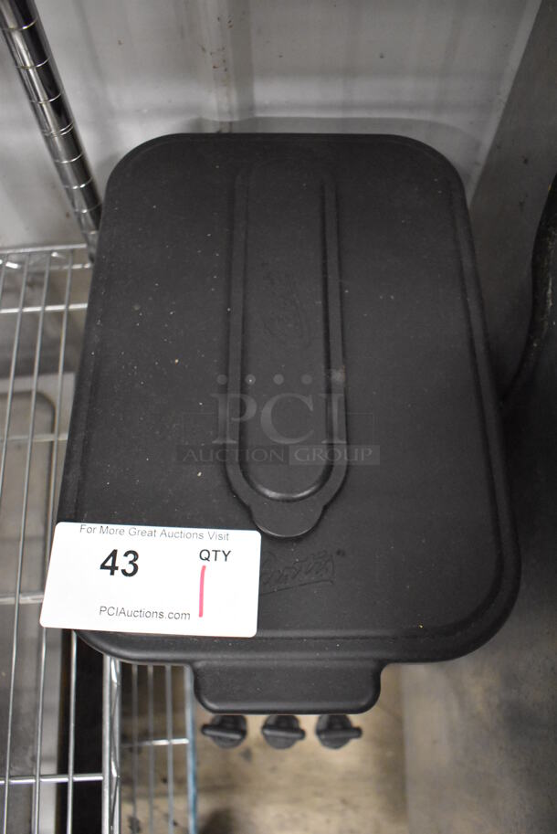 Curtis Stainless Steel Beverage Holder Dispenser. 9x16x28 - Image 3 of 4