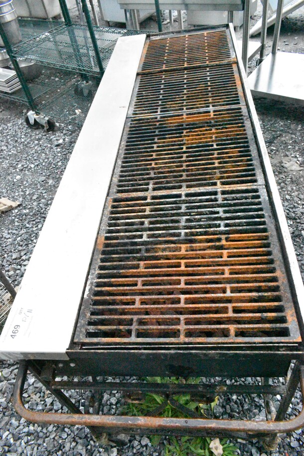 Lazy Man A Metal Commercial Propane Gas Powered Charbroiler Grill on Commercial Casters. 18,000 BTU.  - Image 3 of 7