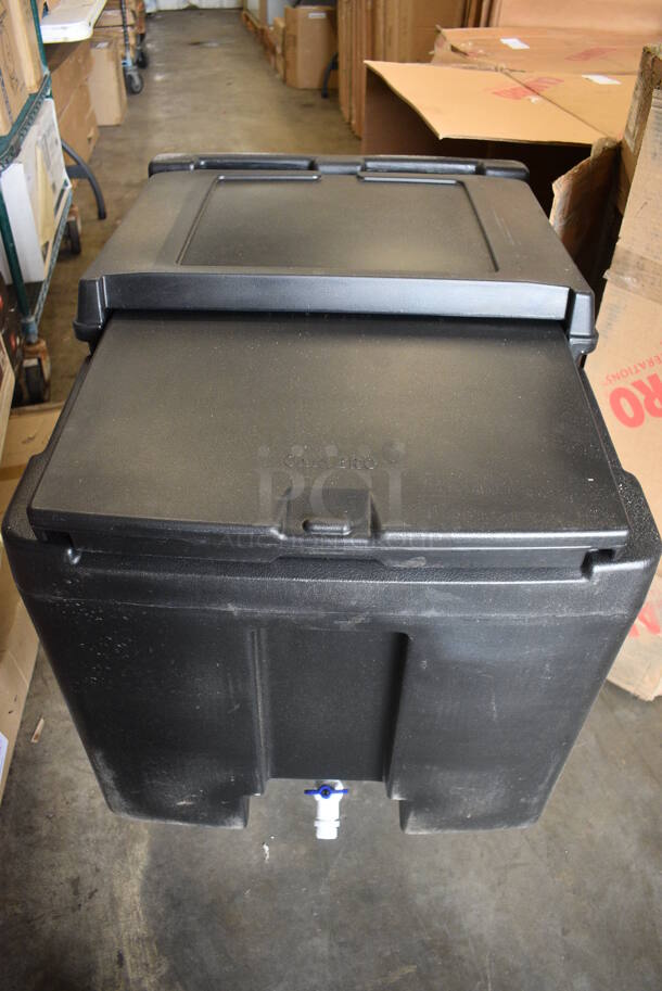 BRAND NEW IN BOX! Cambro Black Poly Insulated Portable Ice Bin on Commercial Casters. 23x31x29 - Image 1 of 6
