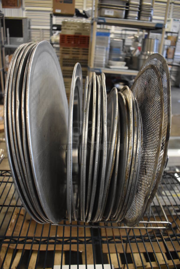 ALL ONE MONEY! Lot of Metal Pizza Pan Rack w/ 2 Metal Pizza Screens and 20 Metal Round Pizza Baking Pans. Rack: 14x9x9.5 - Image 3 of 6