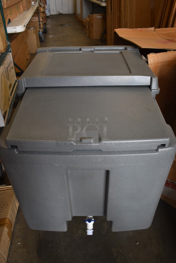 BRAND NEW IN BOX! Cambro Gray Poly Insulated Portable Ice Bin on Commercial Casters. 23x31x29