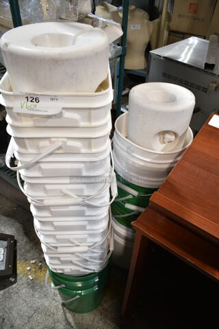 ALL ONE MONEY! Lot of Poly Buckets