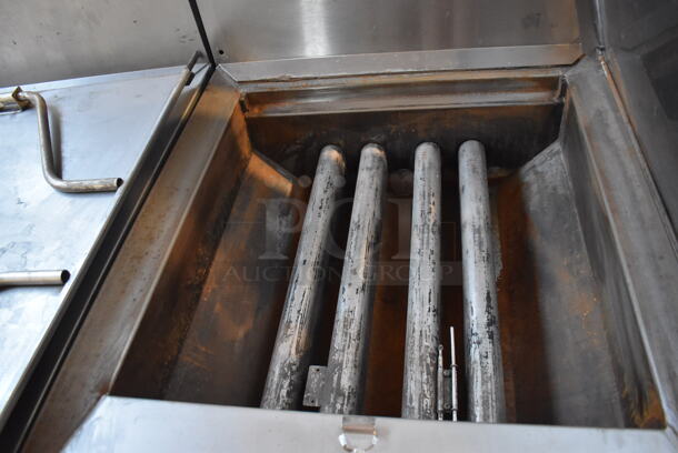 Pitco Frialator 24RUFMMS Stainless Steel Commercial Natural Gas Powered Donut Fryer. 72,000 BTU. 29x43x56 - Image 5 of 9