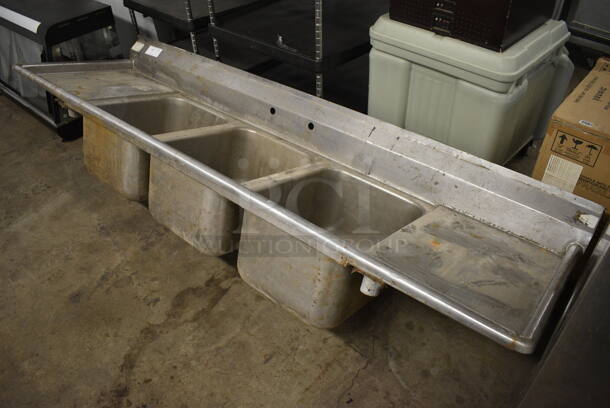 Stainless Steel Commercial 3 Bay Sink w/ Dual Drainboards. Does Not Have Legs. 90x28x24. Bays 16x20x12. Drainboards 16x23x1 - Image 5 of 5