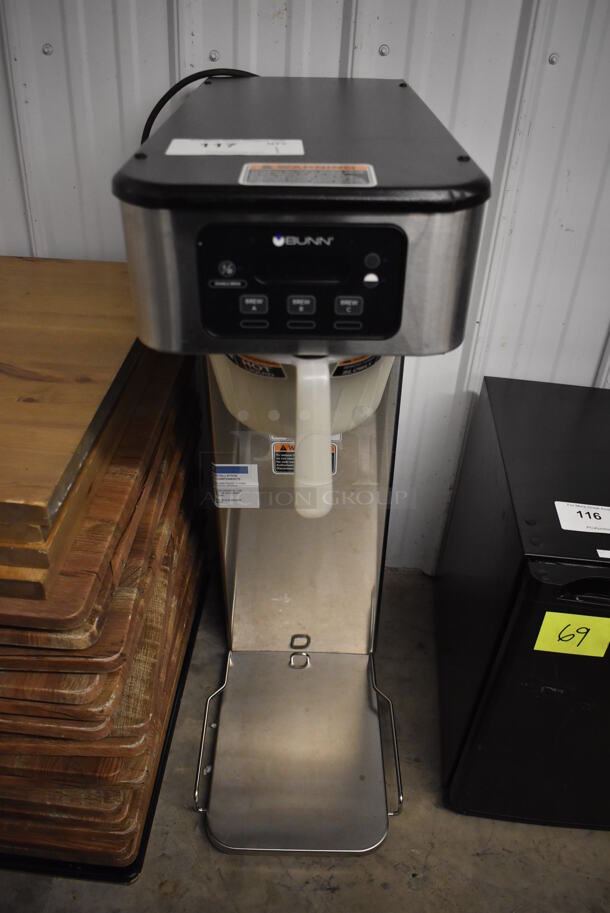 2022 Bunn ITB Stainless Steel Commercial Iced Tea Machine w/ Poly Brew Basket. 120 Volts, 1 Phase. 10x22x34