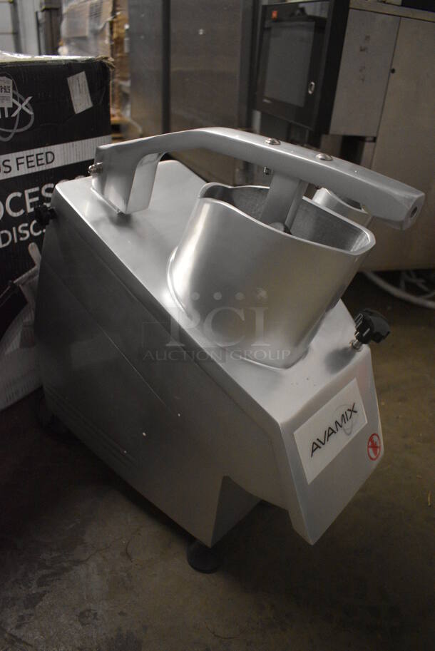 BRAND NEW IN BOX! Avamix Model 177CFP5D Stainless Steel Commercial Countertop Food Processor w/ 5 Various Blades. 120 Volts, 1 Phase. 9x21x20. Tested and Working! - Image 9 of 11