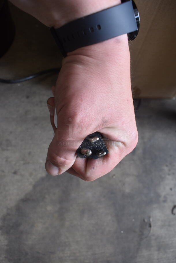 West Bend Stainless Steel Countertop Coffee Perculating Urn and Dispenser 120 Volt 1 Phase. Tested and Working!  - Image 7 of 7