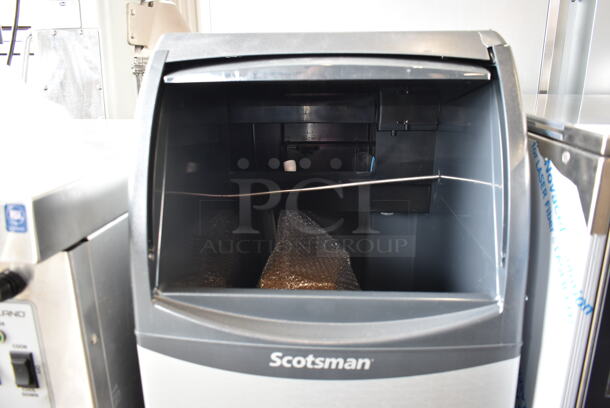 BRAND NEW SCRATCH AND DENT! 2022 Scotsman CU0415MA-1A Stainless Steel Commercial Undercounter Self Contained Ice Machine. 115 Volts, 1 Phase. - Image 4 of 6