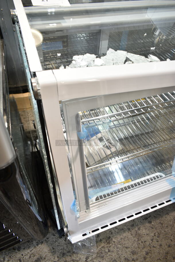 BRAND NEW SCRATCH AND DENT! Avantco 360BCSS60HCW Metal Commercial 60" White Self-Serve Refrigerated Countertop Bakery Display Case with LED Lighting. See Pictures for Broken Glass. 115 Volts, 1 Phase. Tested and Powers On But Does Not Get Cold - Image 5 of 8
