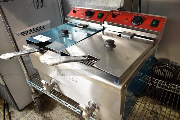 BRAND NEW SCRATCH AND DENT! 2023 Avantco F202 30 lb. Dual Tank Medium-Duty Electric Countertop Fryer. 208/240 Volts, 1 Phase.  - Image 4 of 7