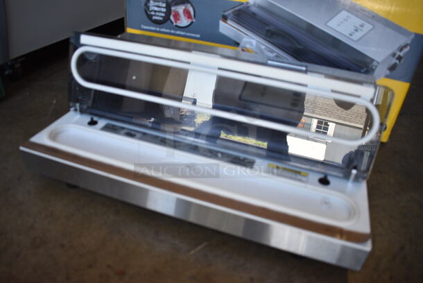 BRAND NEW IN BOX! Hamilton Beach Model XV01 Stainless Steel Commercial Countertop Food Vacuum Sealer. 120 Volts, 1 Phase. 19x14x6 - Image 4 of 7