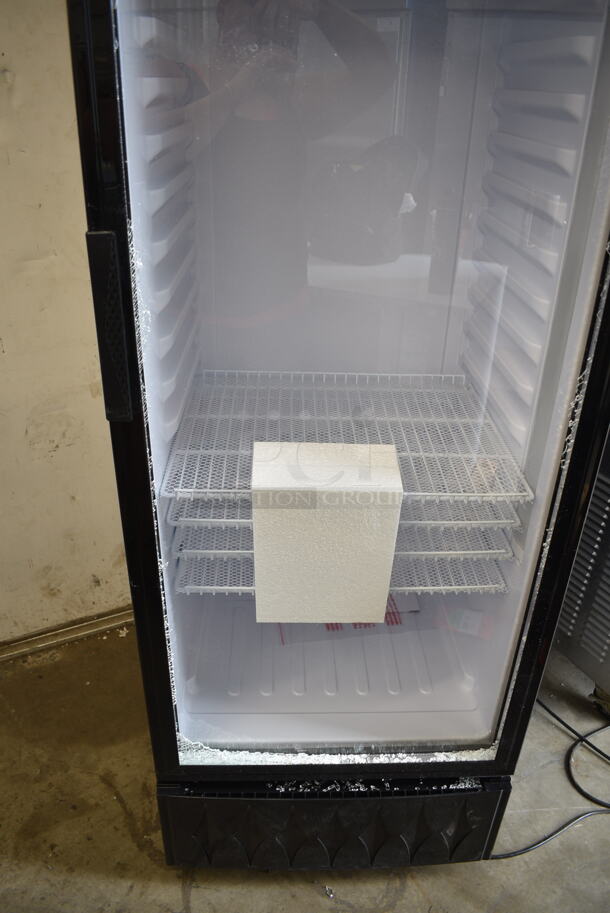 BRAND NEW SCRATCH AND DENT! KoolMore MDR-1GD-12C Metal Commercial Single Door Reach In Cooler Merchandiser w/ Poly Coated Racks. See Pictures for Broken Glass. 115 Volts, 1 Phase. Tested and Working! - Image 4 of 7