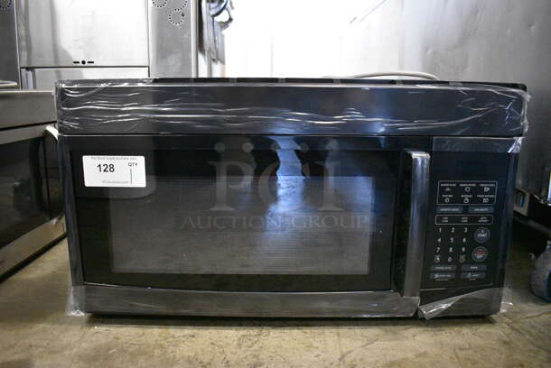 BRAND NEW! Model MCO165UB Chrome Finish Microwave Oven. 120 Volts, 1 Phase. 31x18x18