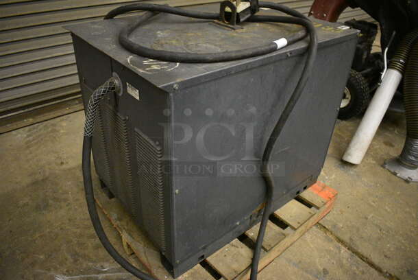 Lincoln TIG 300/300 Metal Commercial AC/DC Arc Welding Power Source. 208/460 Volts. (CSS) - Image 5 of 10
