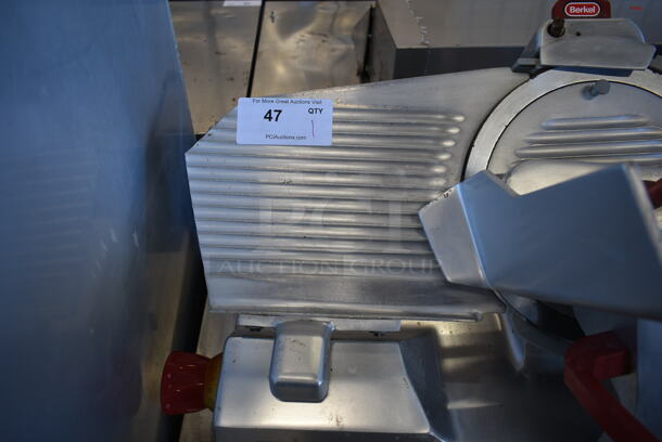 Berkel Stainless Steel Commercial Countertop Meat Slicer w/ Blade Sharpener. 115 Volts, 1 Phase. Tested and Working! - Image 3 of 8