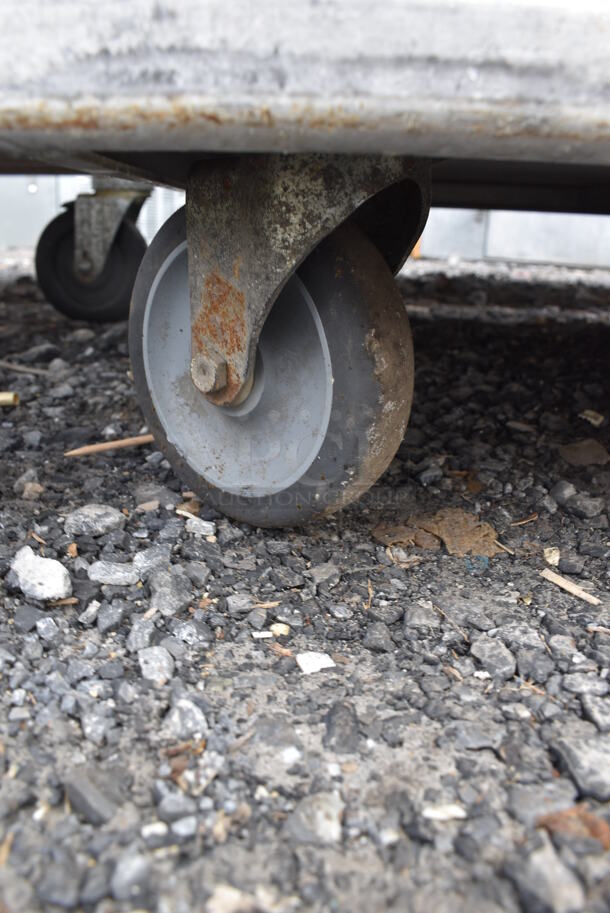 Metal Commercial Enclosed Pan Rack on Commercial Casters. 20.5x27x69 - Image 5 of 5