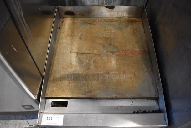Vulcan Stainless Steel Commercial Countertop Natural Gas Powered Flat Top Griddle w/ Thermostatic Controls. 24x32x16 - Image 3 of 4