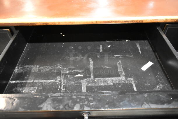 Desk w/ Wooden Desktop and 5 Drawers.  - Image 6 of 8