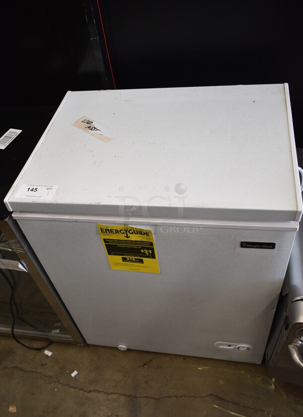 Magic Chef HMCF5W4 Metal Commercial Freezer w/ Hinge Lid. 115 Volts, 1 Phase. Tested and Working! - Image 1 of 6