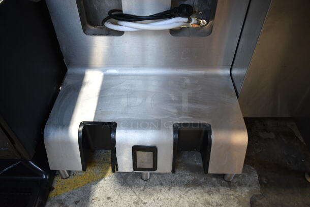 Jet 6 Twin Stainless Steel Commercial Countertop Double Coffee Machine w/ 2 Metal Brew Baskets. 230-240 Volts, 1 Phase.  - Image 4 of 7