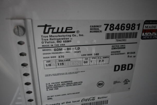 True GDM-06-LD Metal Commercial Mini Cooler Merchandiser w/ Poly Coated Racks. 115 Volts, 1 Phase. Tested and Working! - Image 3 of 3