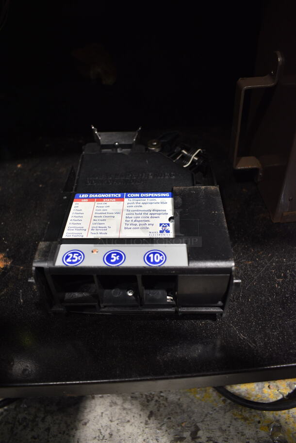 AP Automatic 6600 Metal Commercial Vending Machine. Lock Was Removed; No Key. 115 Volts, 1 Phase. Tested and Does Not Power On - Image 4 of 7