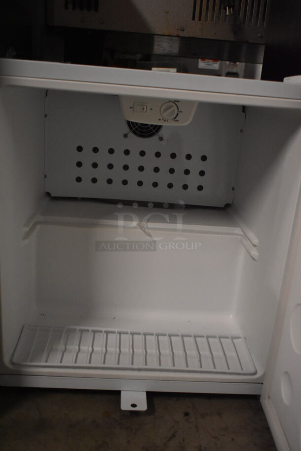 Accucold FFAR23L Metal Mini Cooler. 115 Volts, 1 Phase. Tested and Powers On But Does Not Get Cold
 - Image 2 of 4